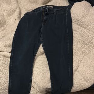 High Rise Super Skinny, Dark Blue Jeans.